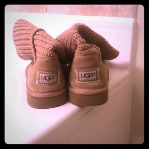 TAN UGG (Sold)❌